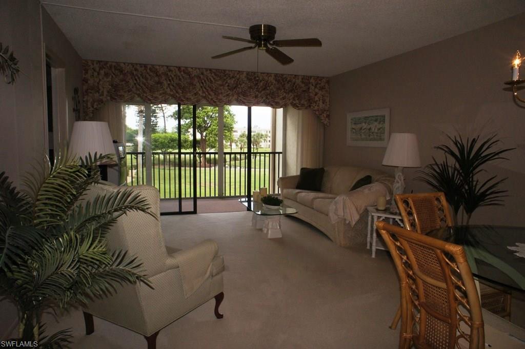 SEVEN LAKES - Residential