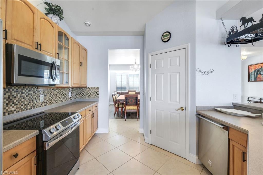 PORT OF THE ISLANDS - Residential