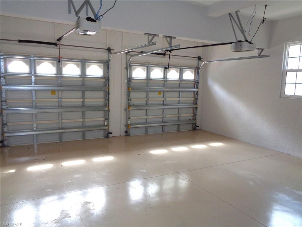 VISTA POINTE - Residential Lease