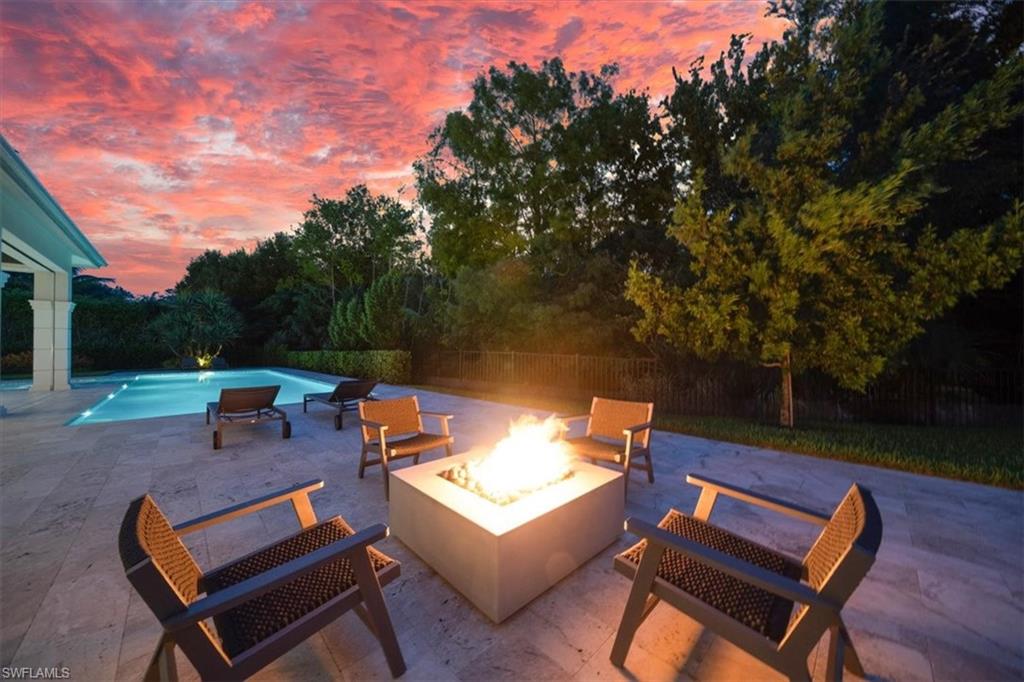 QUAIL WEST - Residential