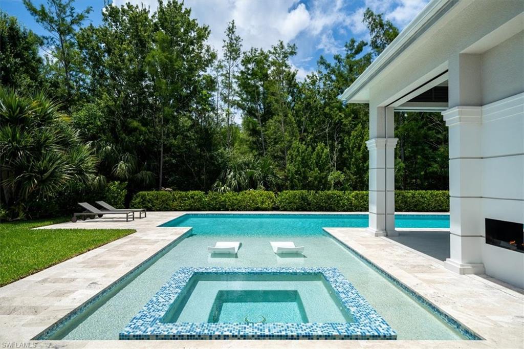 QUAIL WEST - Residential