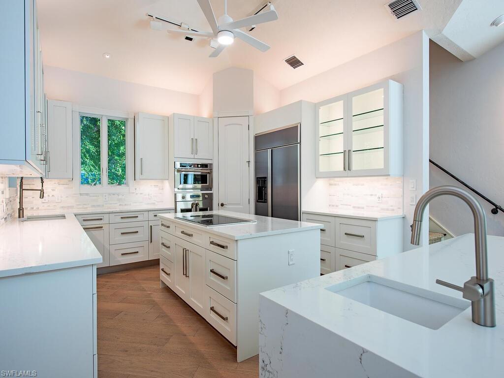 OLDE NAPLES - Residential