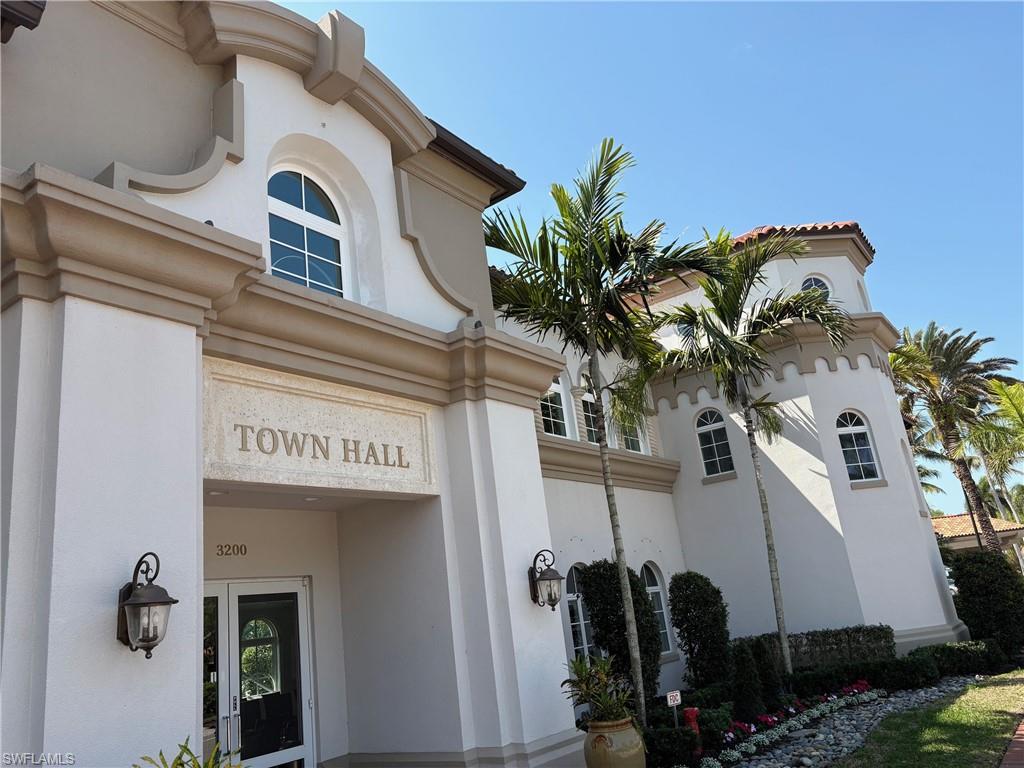 VILLAGE WALK - Residential