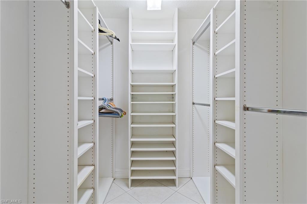 VILLAGE WALK - Residential