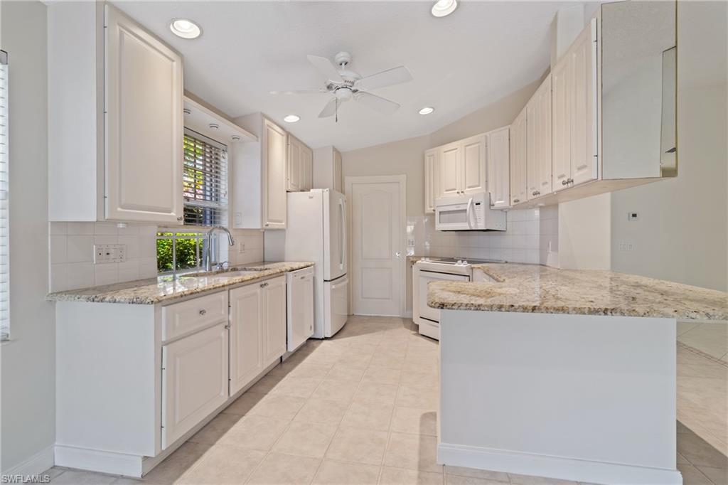 VILLAGE WALK - Residential