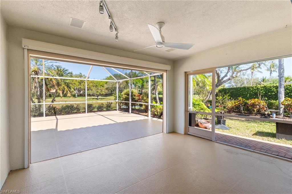 VILLAGE WALK - Residential