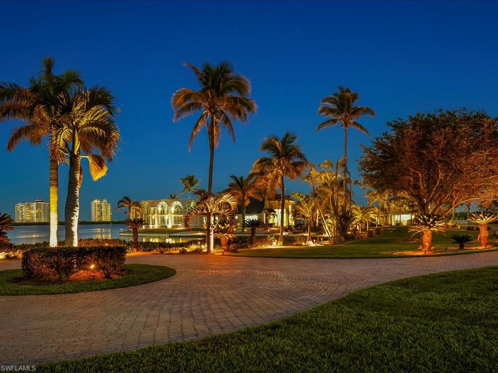 CAROLANDS - Residential