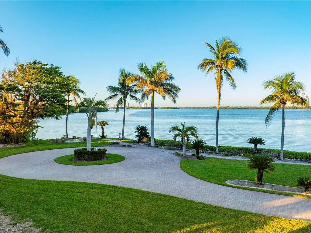 CAROLANDS - Residential