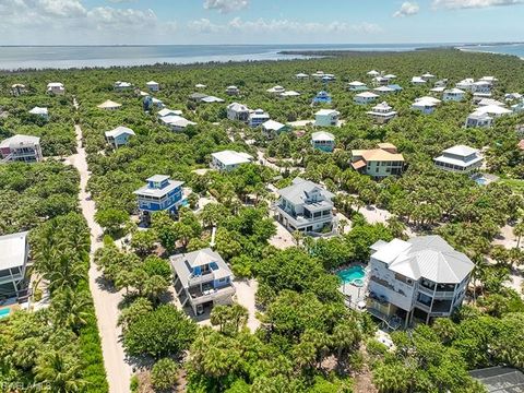 A home in Upper Captiva