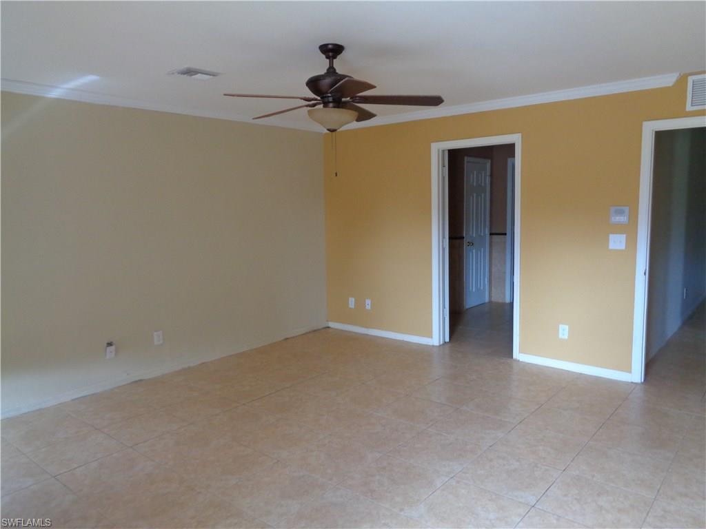 TOWN LAKES - Residential