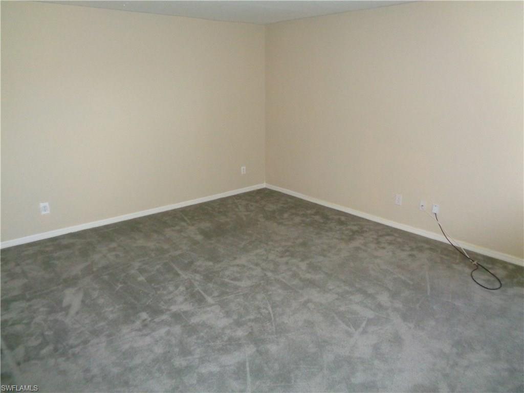 TOWN LAKES - Residential