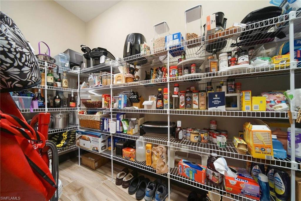 CALUSA RIDGE - Residential