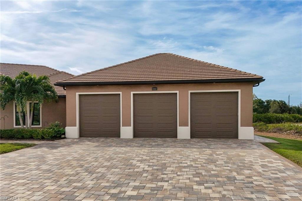 CALUSA RIDGE - Residential