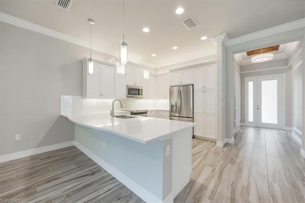 MARBELLA ISLES - Residential