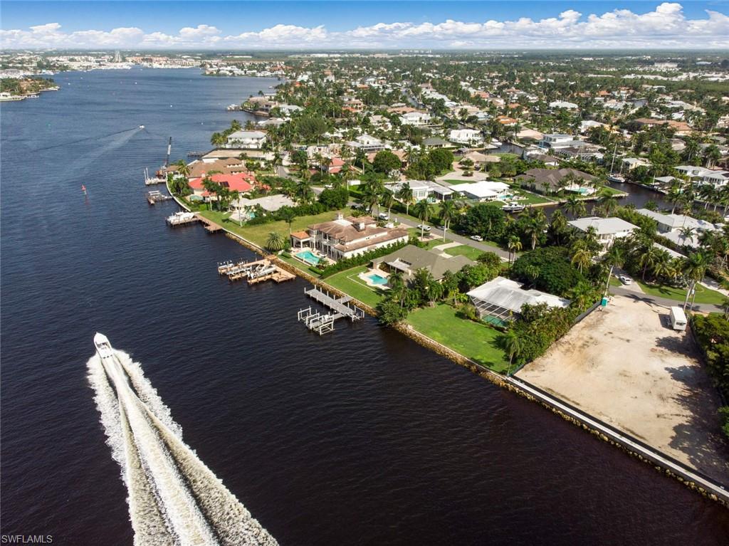 ROYAL HARBOR - Residential