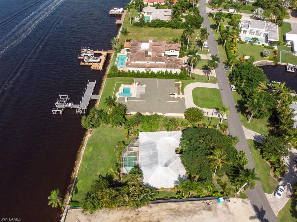 ROYAL HARBOR - Residential