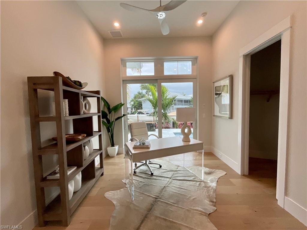 ROYAL HARBOR - Residential