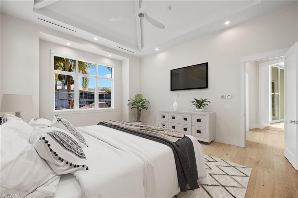 ROYAL HARBOR - Residential