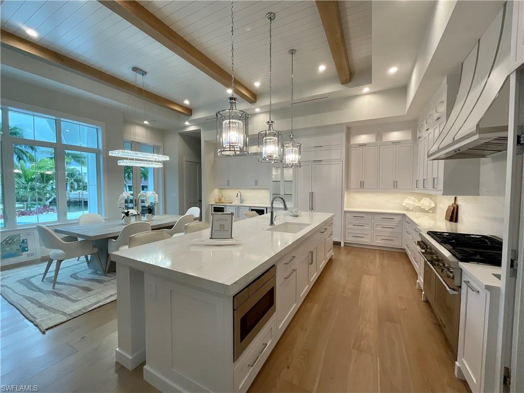 ROYAL HARBOR - Residential