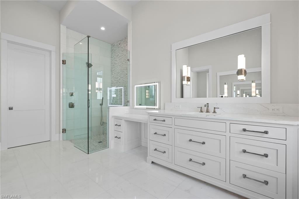 ROYAL HARBOR - Residential