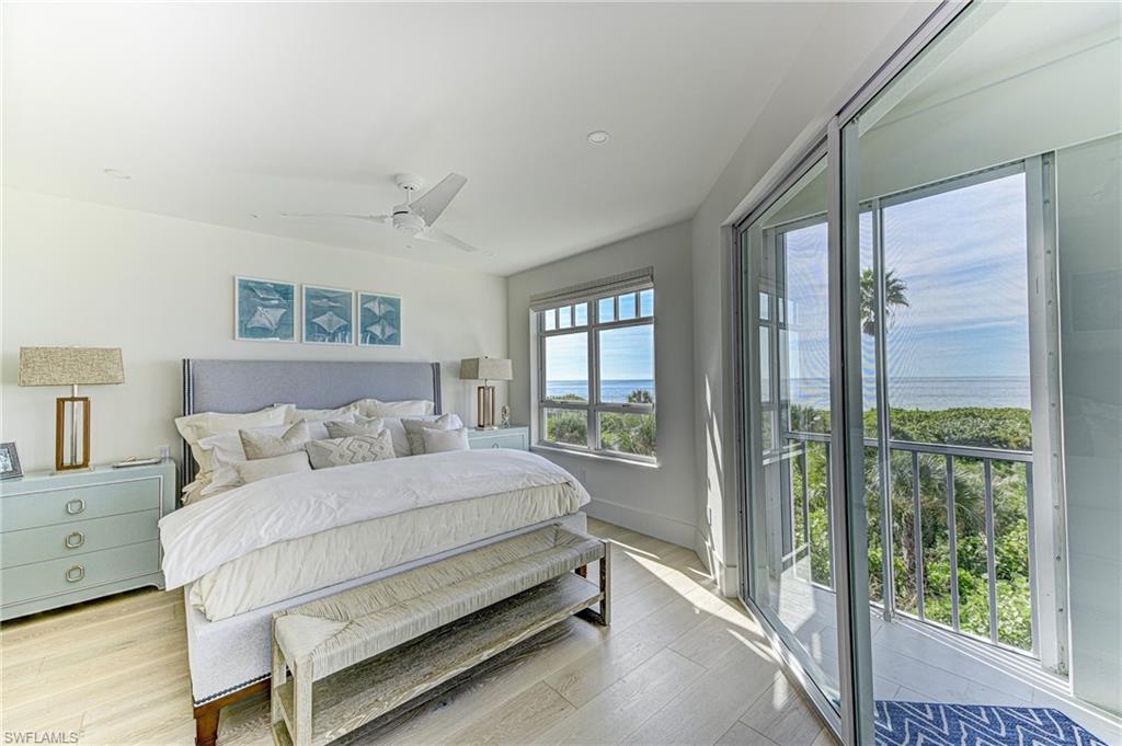 BAREFOOT BEACH CLUB - Residential