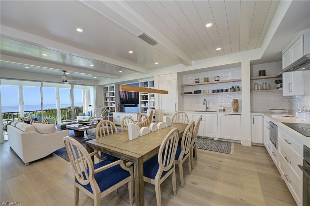 BAREFOOT BEACH CLUB - Residential