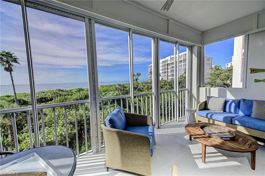 BAREFOOT BEACH CLUB - Residential