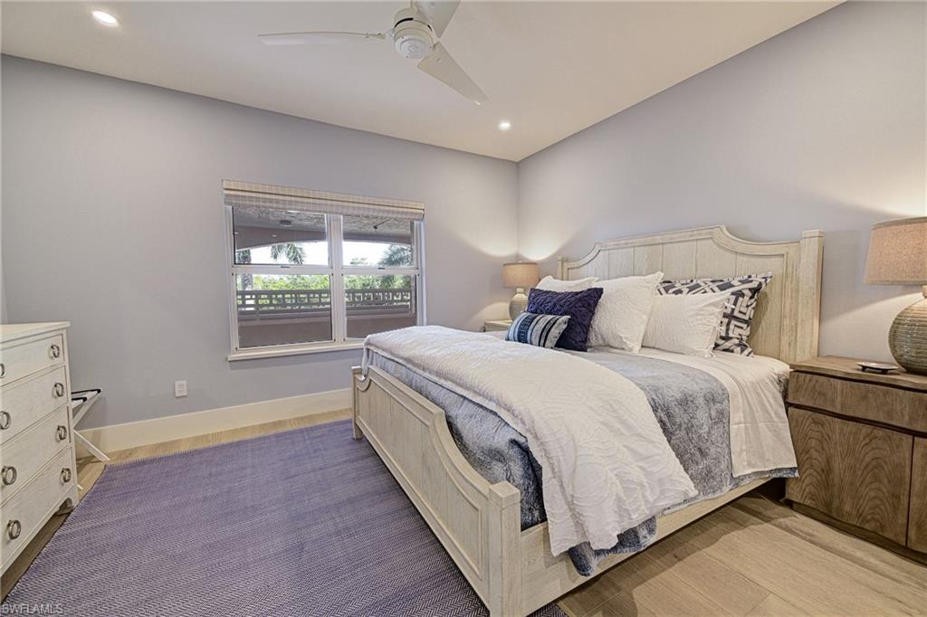 BAREFOOT BEACH CLUB - Residential