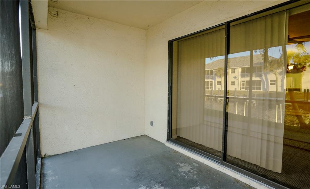 CONCEPT CONDO - Residential Lease