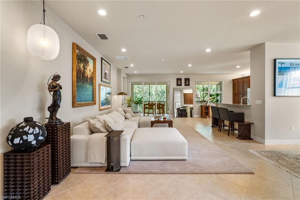 MARBELLA LAKES - Residential