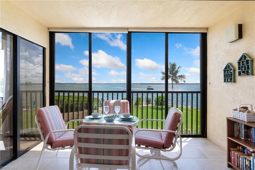 WINDWARD POINT CONDO - Residential