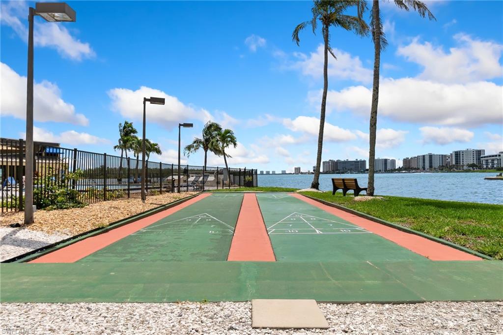 WINDWARD POINT CONDO - Residential