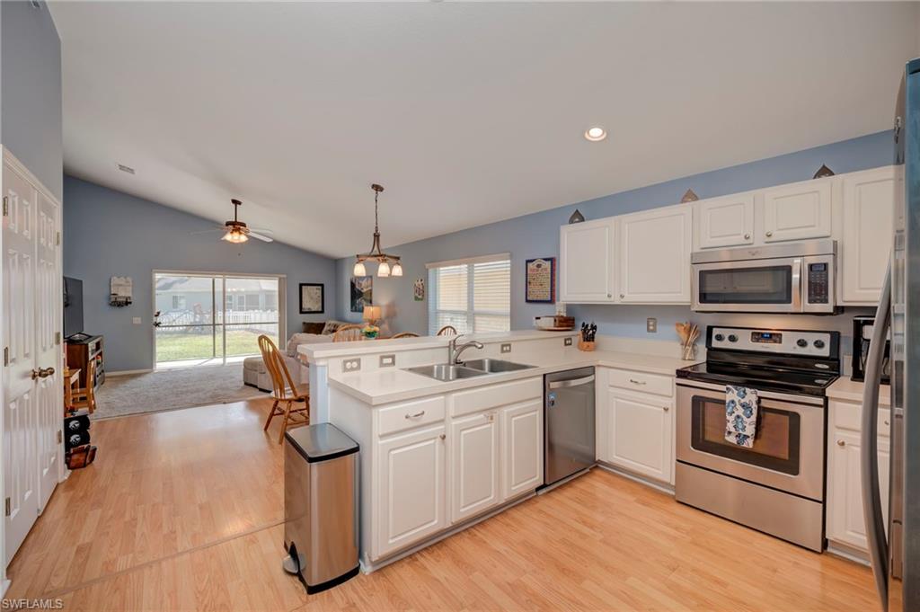 DANFORTH LAKES - Residential