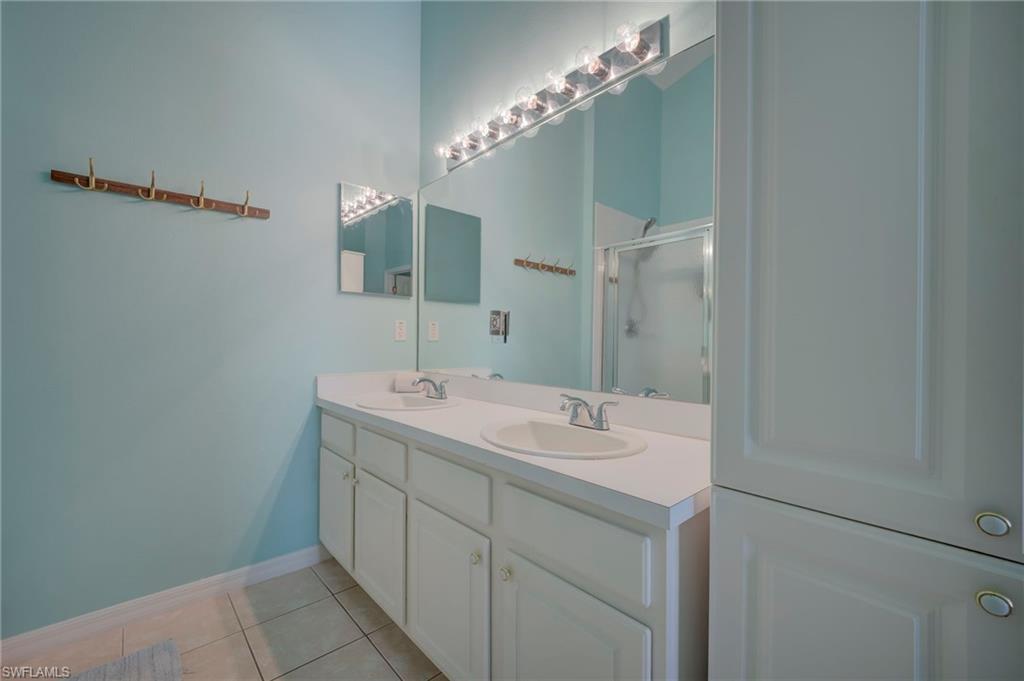 DANFORTH LAKES - Residential