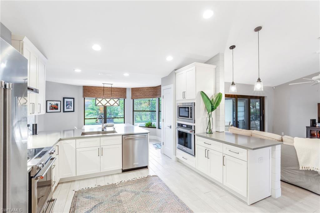 VANDERBILT LAKES - Residential