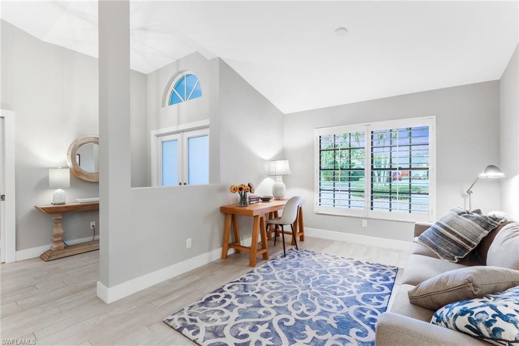 VANDERBILT LAKES - Residential