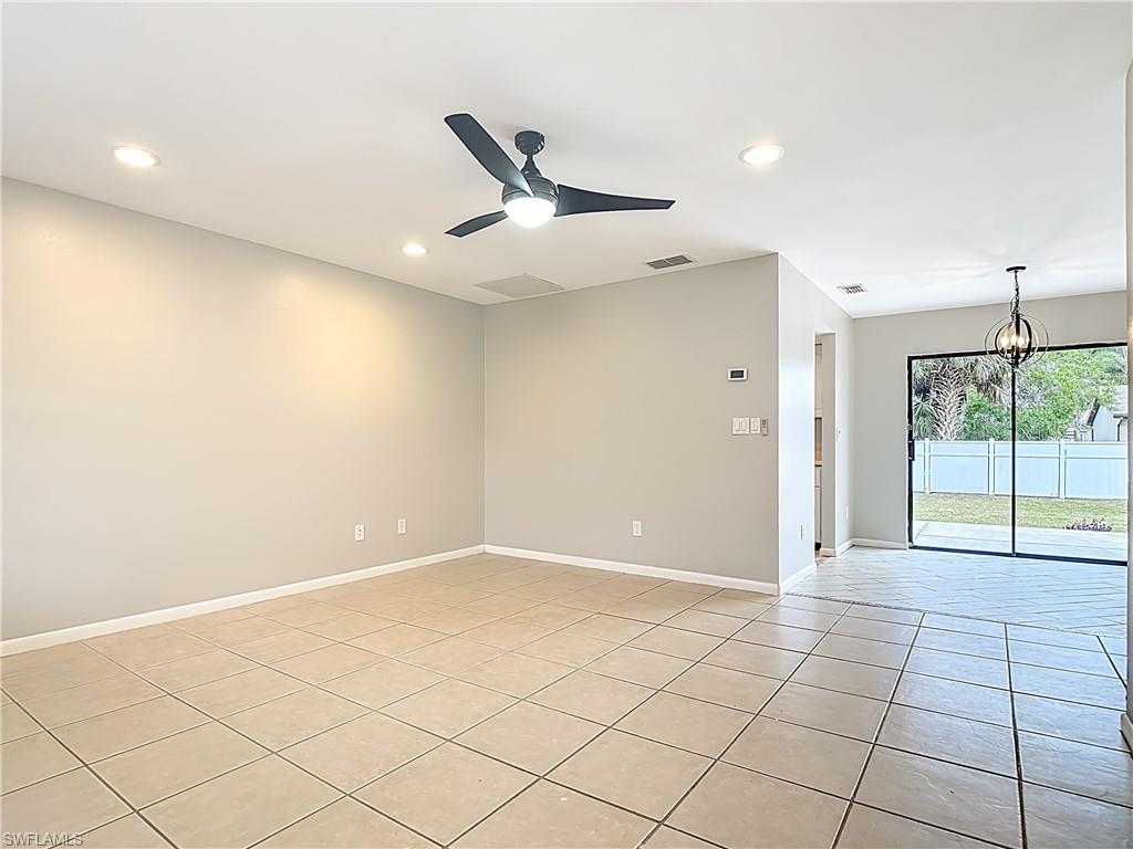 SAN CARLOS PARK - Residential