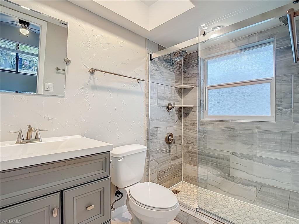 SAN CARLOS PARK - Residential