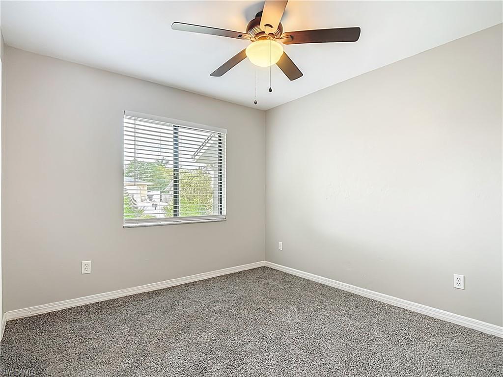 SAN CARLOS PARK - Residential