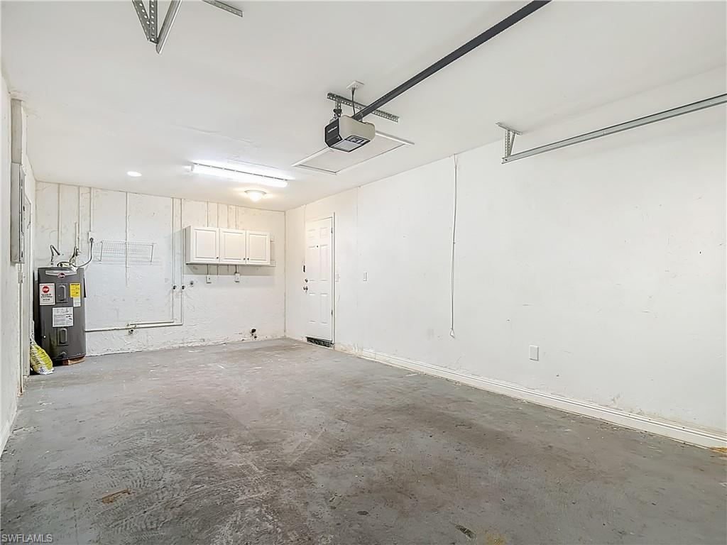 SAN CARLOS PARK - Residential