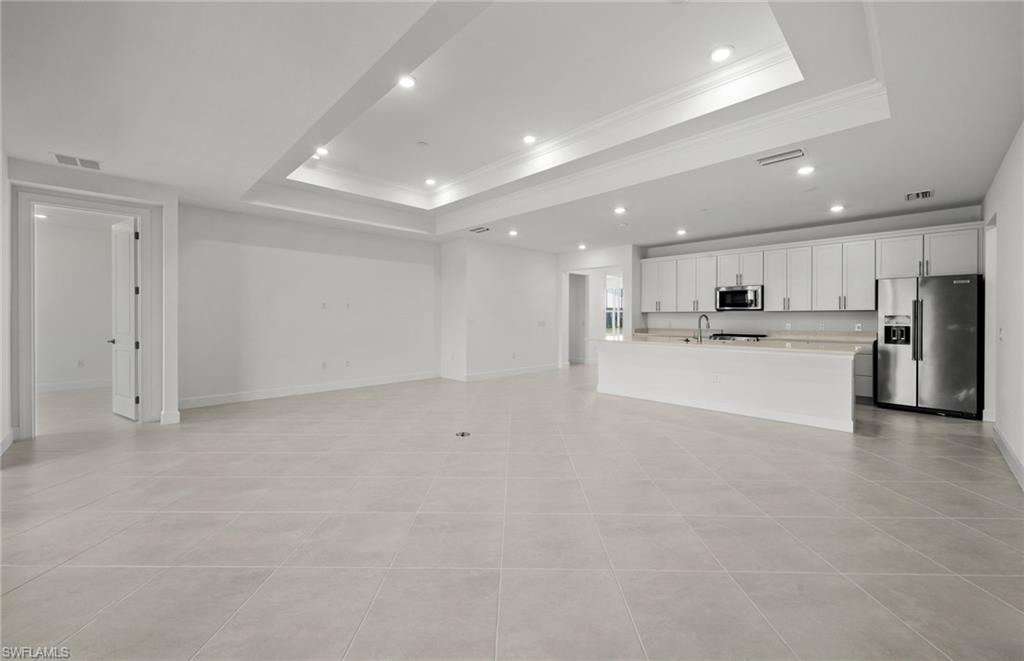 AVALON PARK - Residential