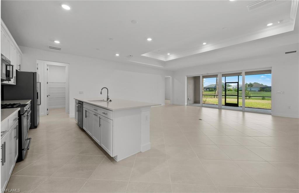 AVALON PARK - Residential