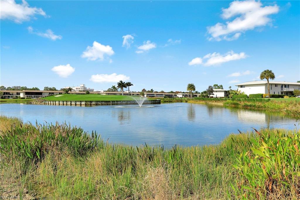 GLADES COUNTRY CLUB - Residential