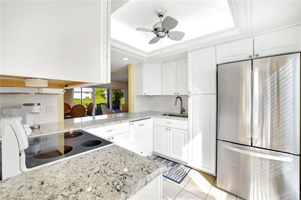 GLADES COUNTRY CLUB - Residential