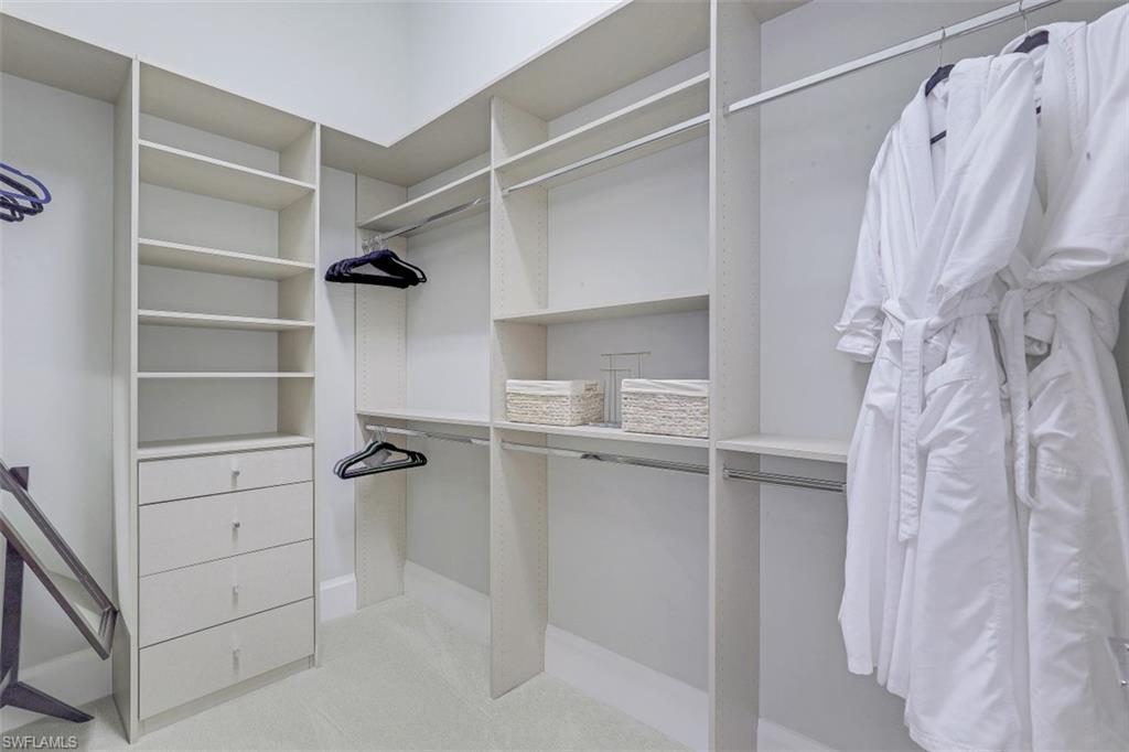 RIDGE LAKE - Residential