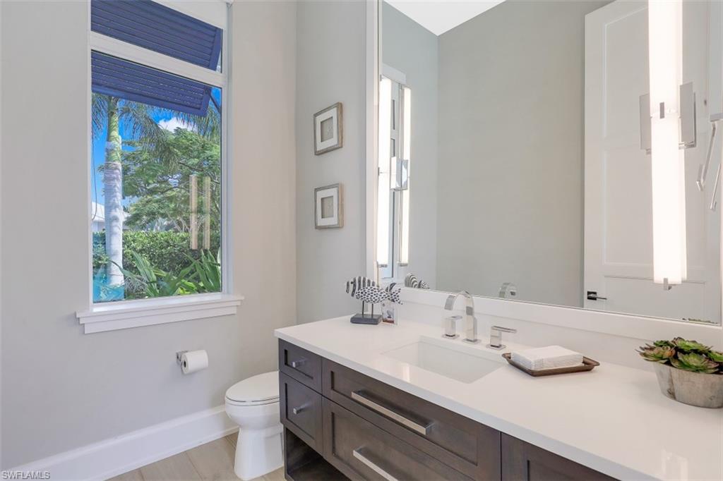 RIDGE LAKE - Residential