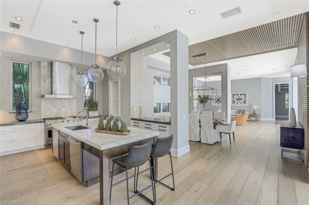 RIDGE LAKE - Residential