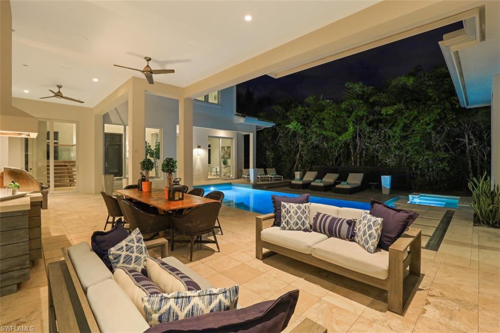 RIDGE LAKE - Residential