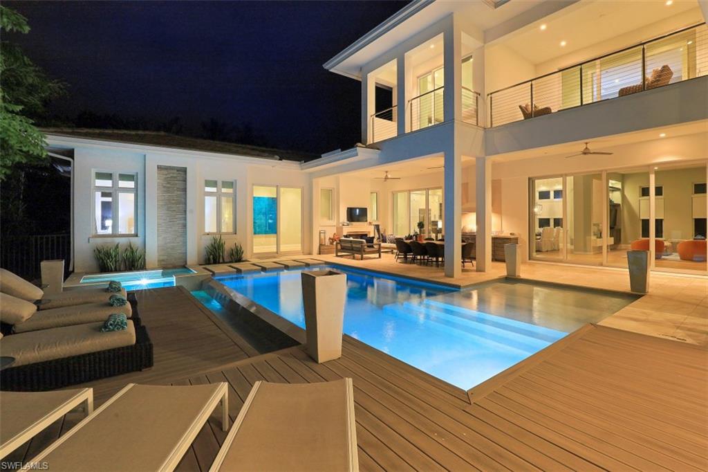 RIDGE LAKE - Residential