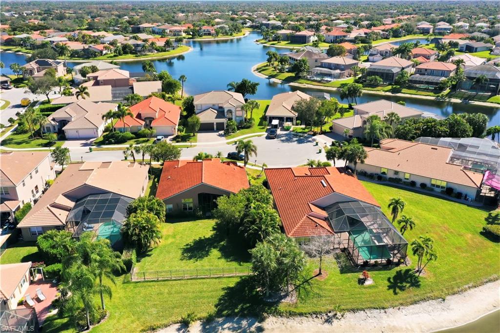 SATURNIA LAKES - Residential